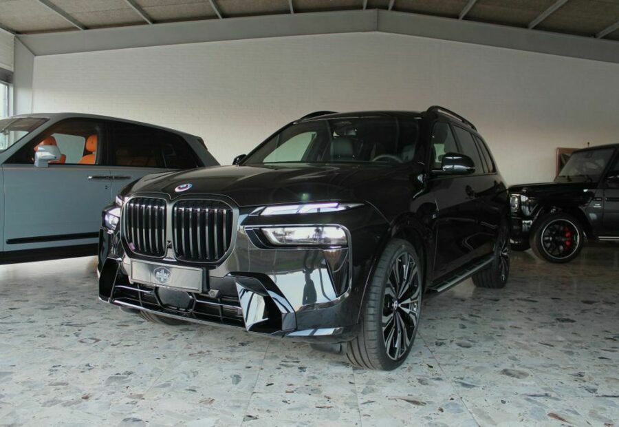 BMW X7