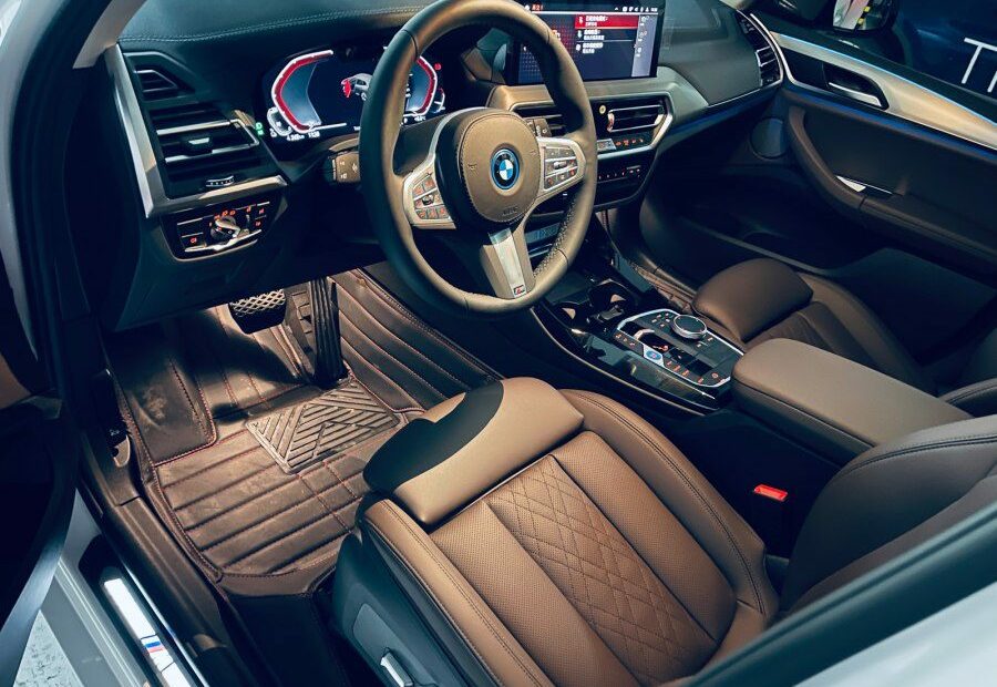 BMW iX3