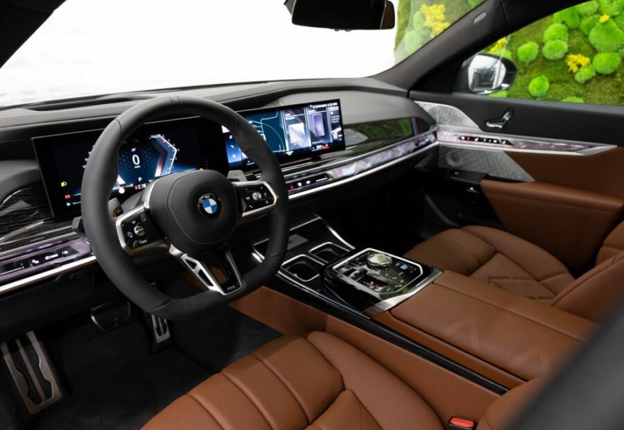 BMW 740