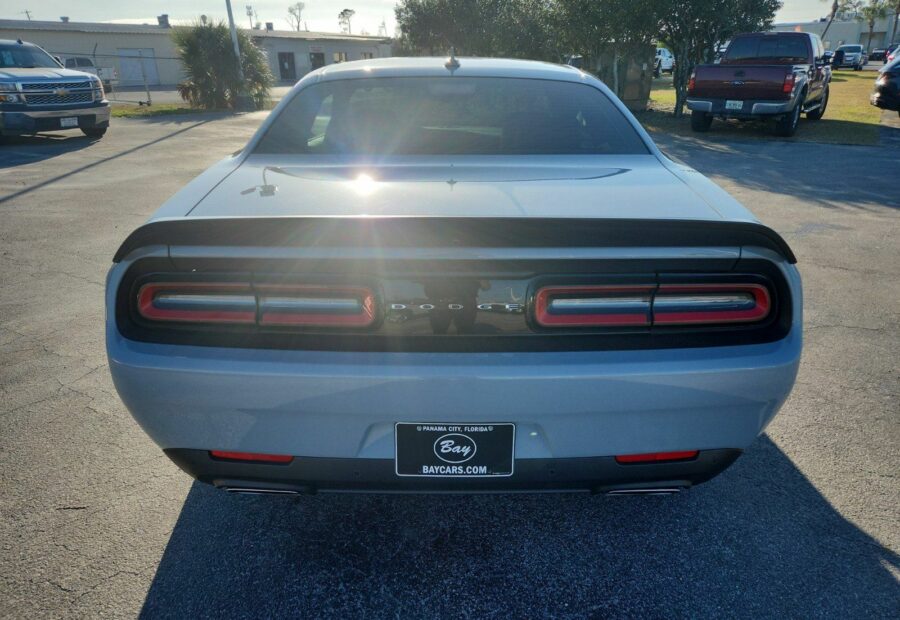 Dodge CHALLENGER