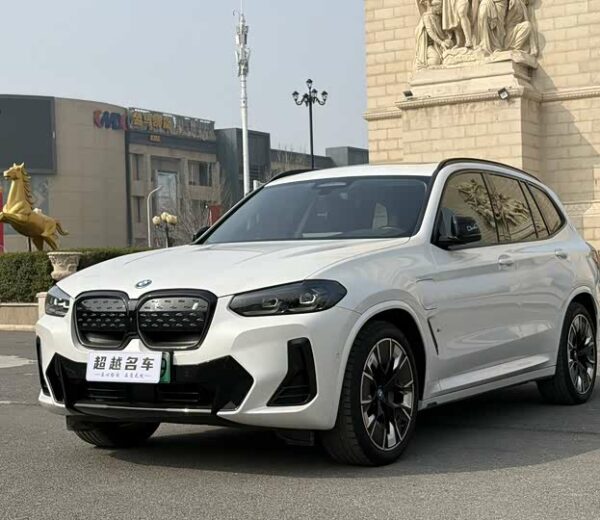 BMW iX3 2022