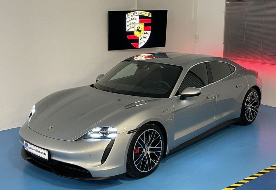 Porsche Taycan