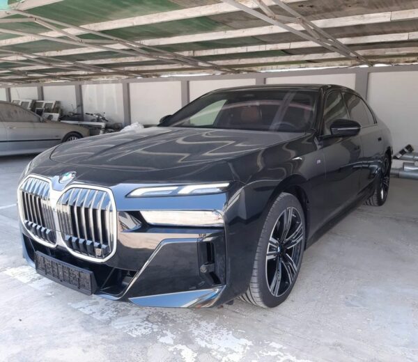 BMW 740d xDrive M-Sport 2023