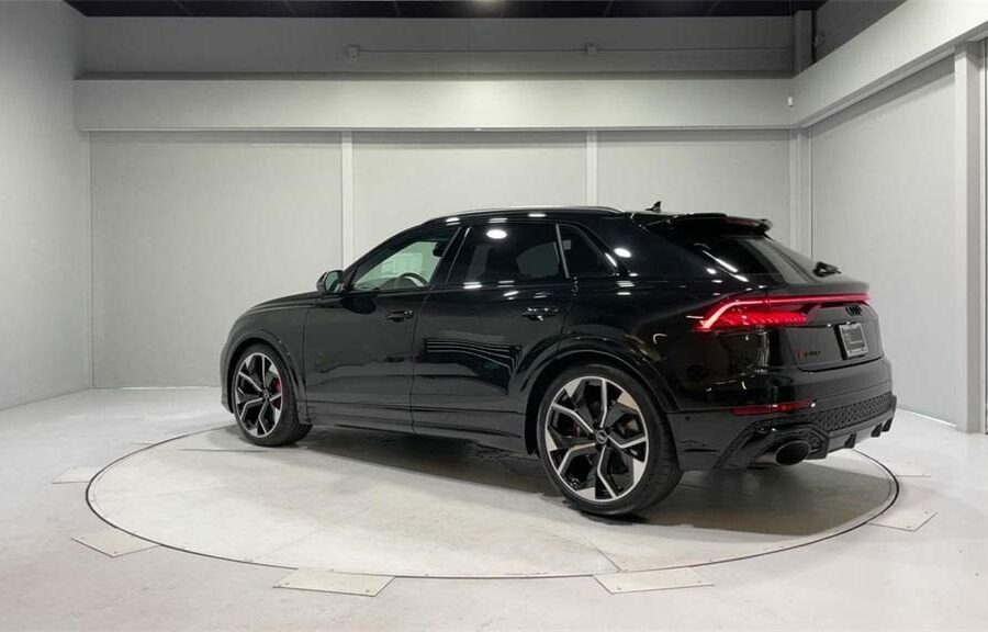 Audi RS Q8
