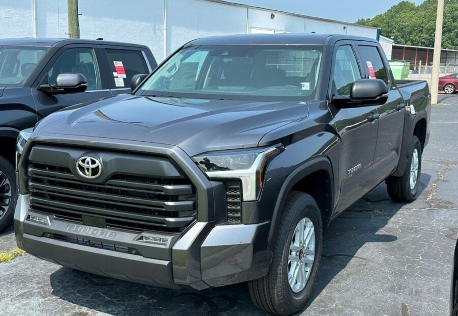 Toyota Tundra SR5