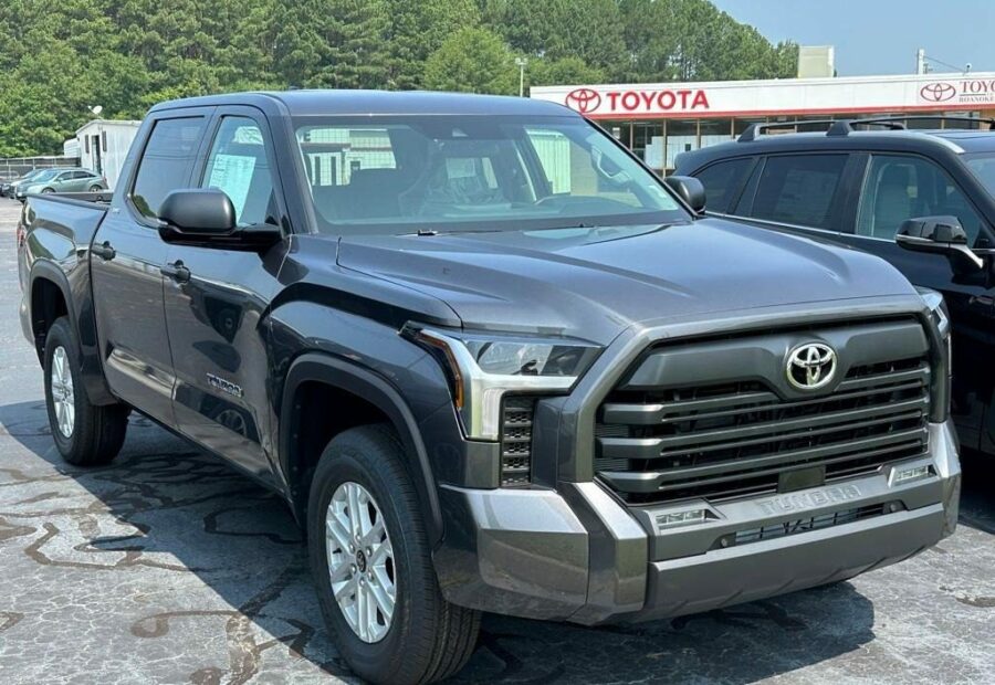 Toyota Tundra SR5