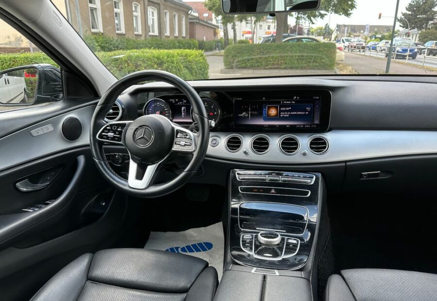 Mercedes E 200d