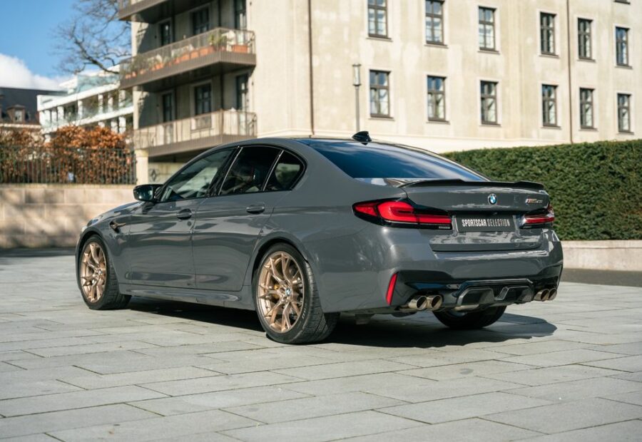 BMW M5
