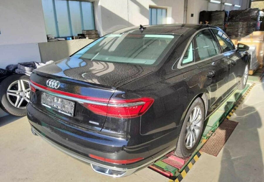 Audi A8