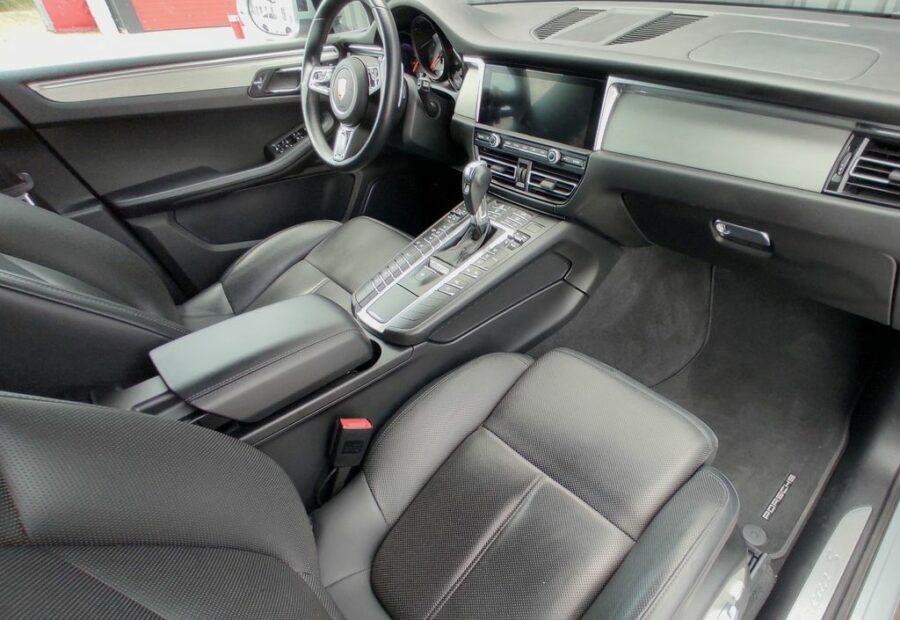 Porsche Macan I S