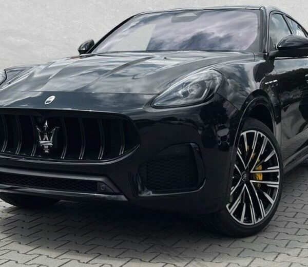Maserati Grecale Modena 2023