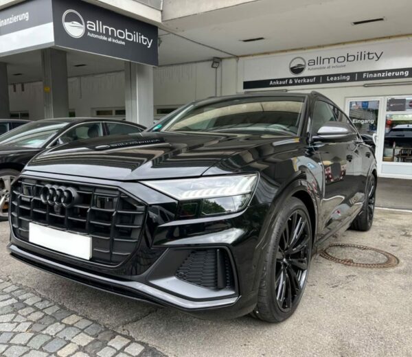 Audi Q8  2023