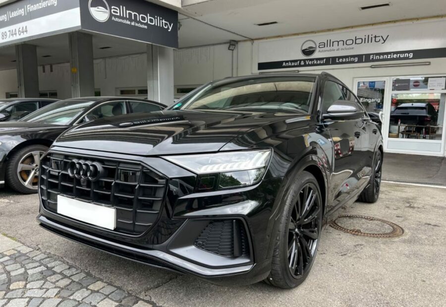 Audi Q8