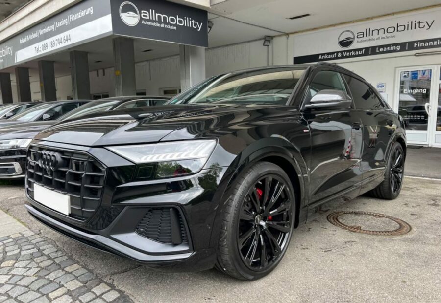 Audi Q8