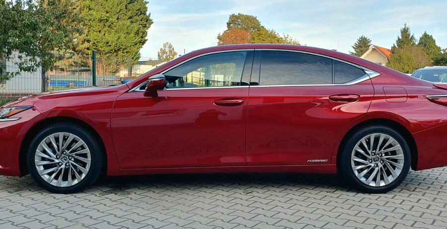 Lexus ES 300h