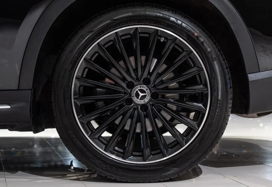 Mercedes GLC