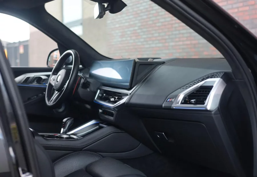 BMW XM