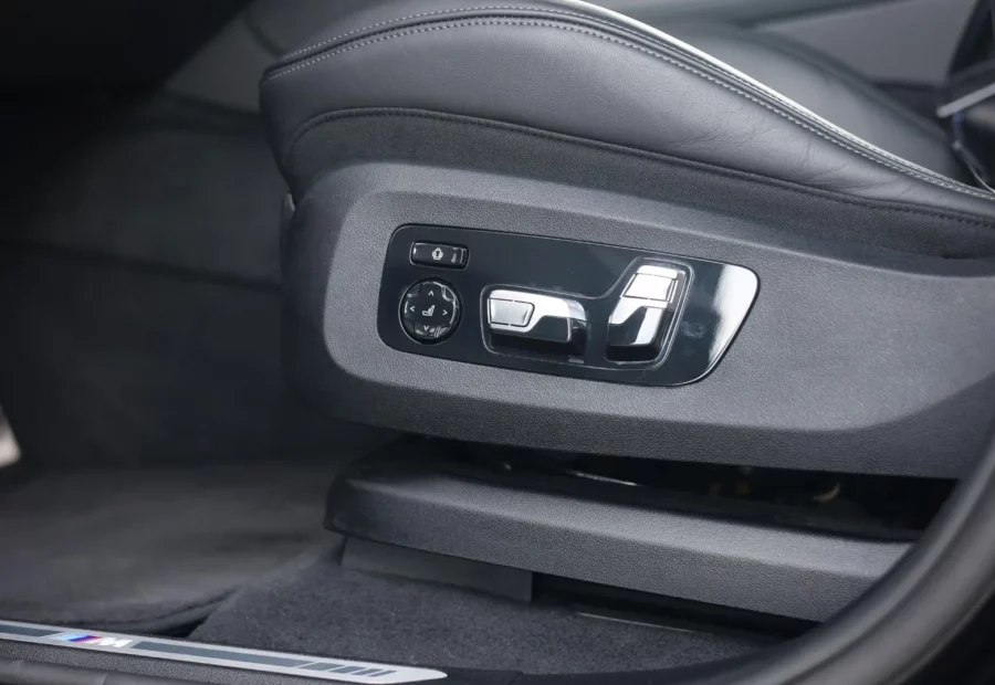 BMW XM