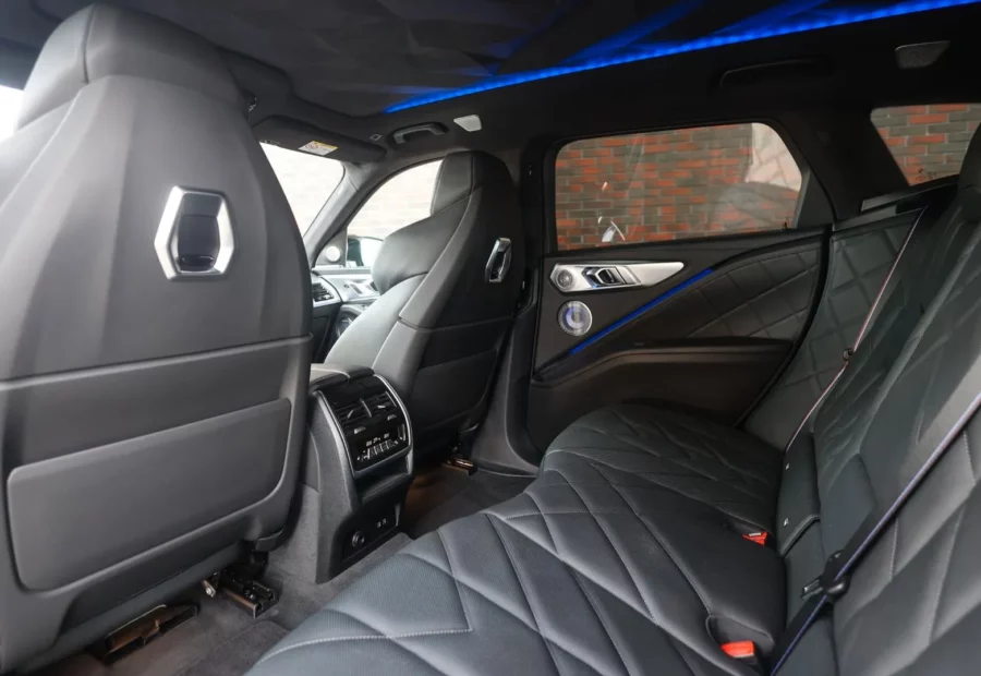 BMW XM
