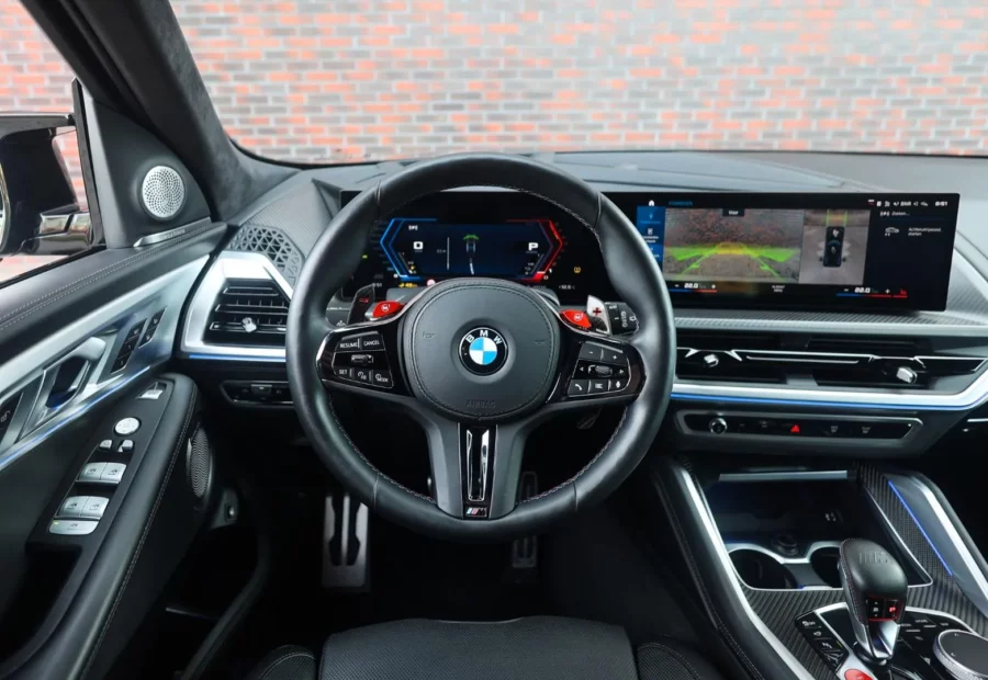 BMW XM
