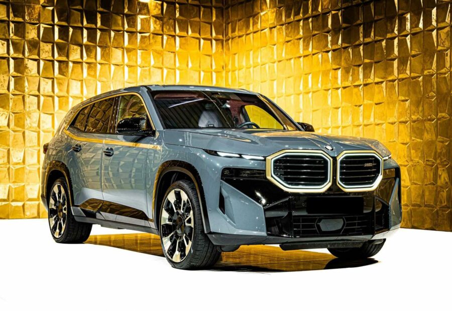 BMW XM