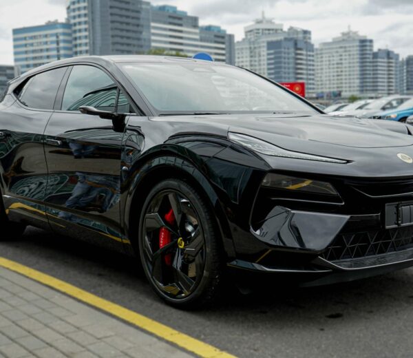Lotus Eletre 2023 S+