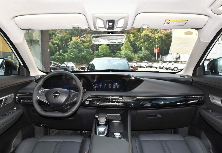 DongFeng Aeolus Huge