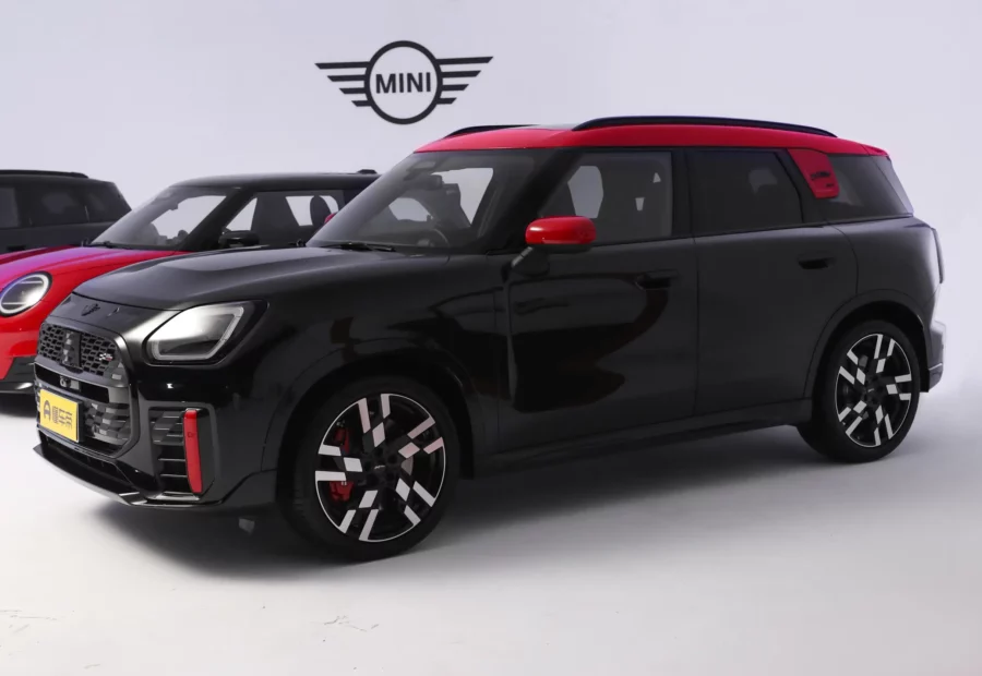 MINI JCW COUNTRYMAN