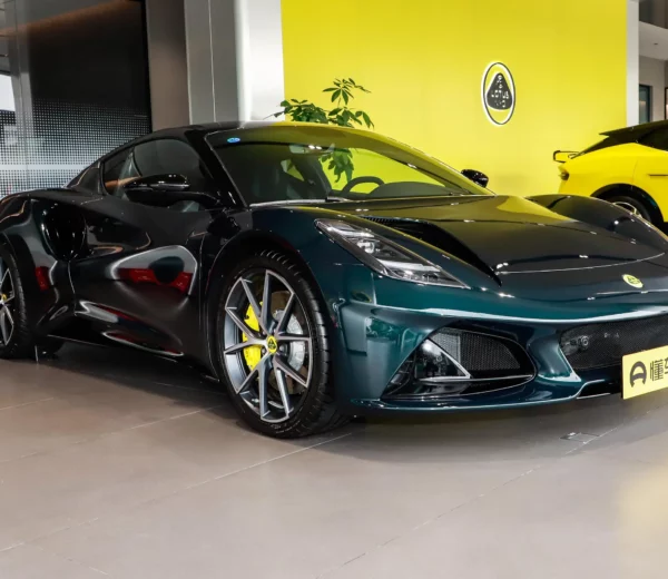 Lotus Emira 2024 3.5T V6 First Edition.