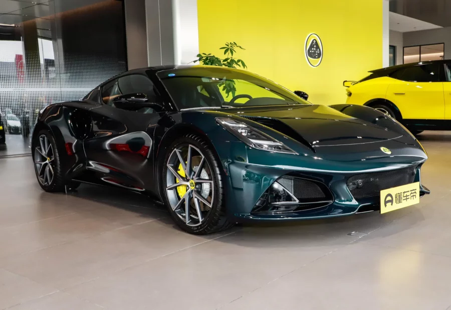 Lotus Emira