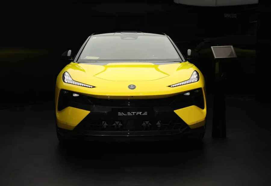 Lotus Eletre