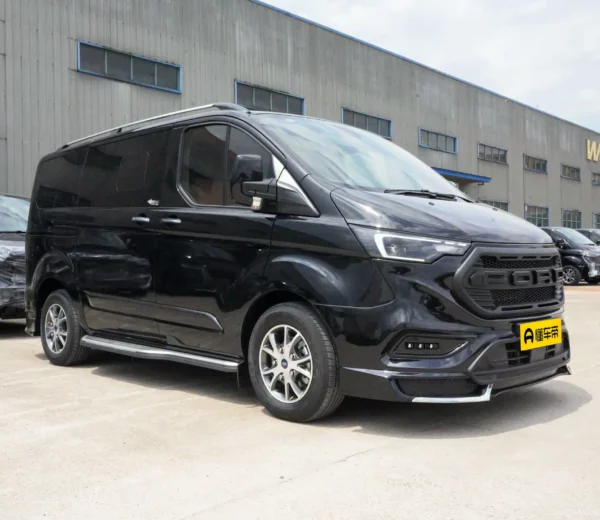 Ford Tourneo Custom 2024 2.0T Light Chasing Edition