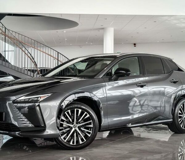 Lexus RZ 450е 4WD Indulgence