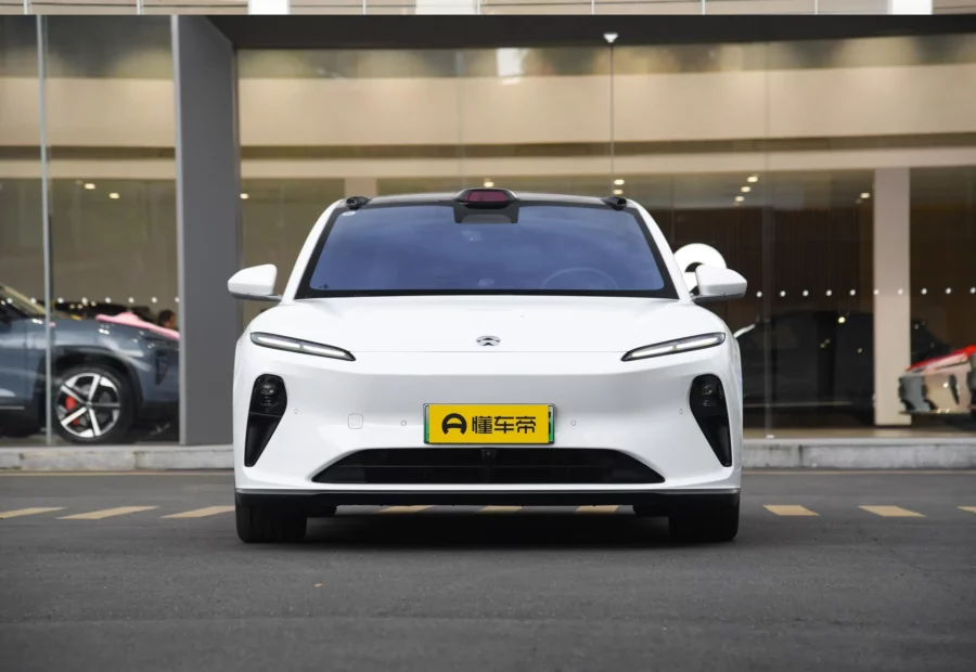 Nio ET5