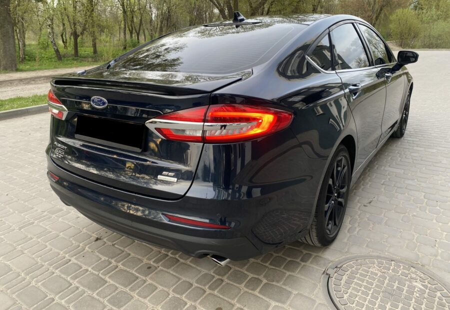 Ford FUSION