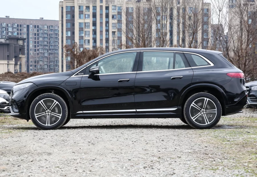 Mercedes EQS SUV