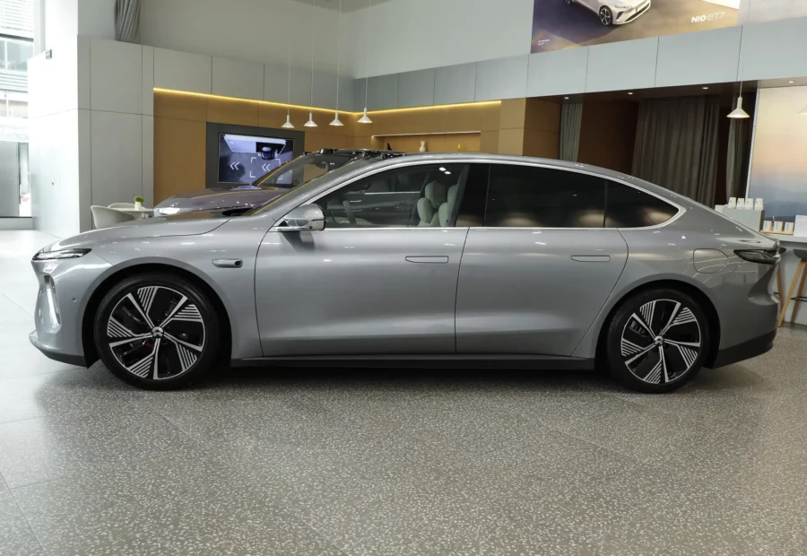 Nio ET7