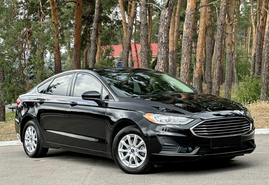 Ford FUSION