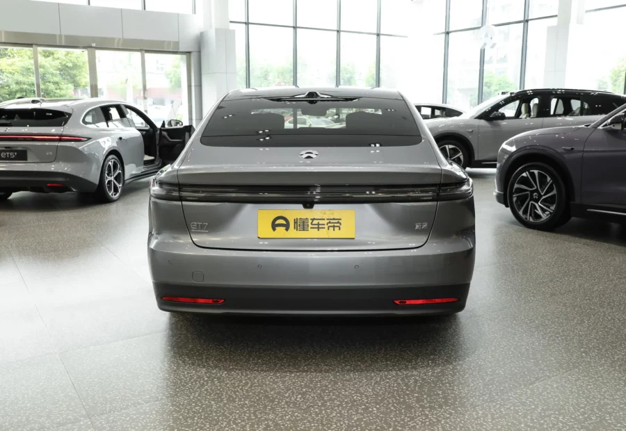 Nio ET7
