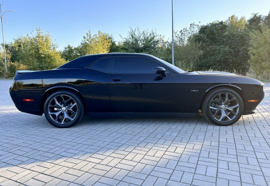Dodge CHALLENGER