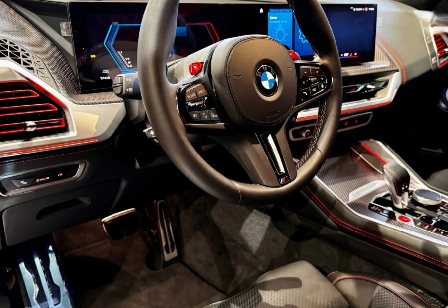 BMW XM