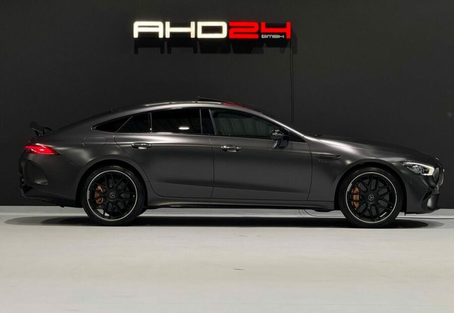 Mercedes AMG GT 63S