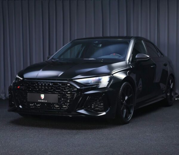 Audi RS3 2024