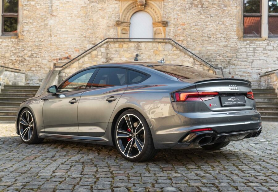 Audi RS5
