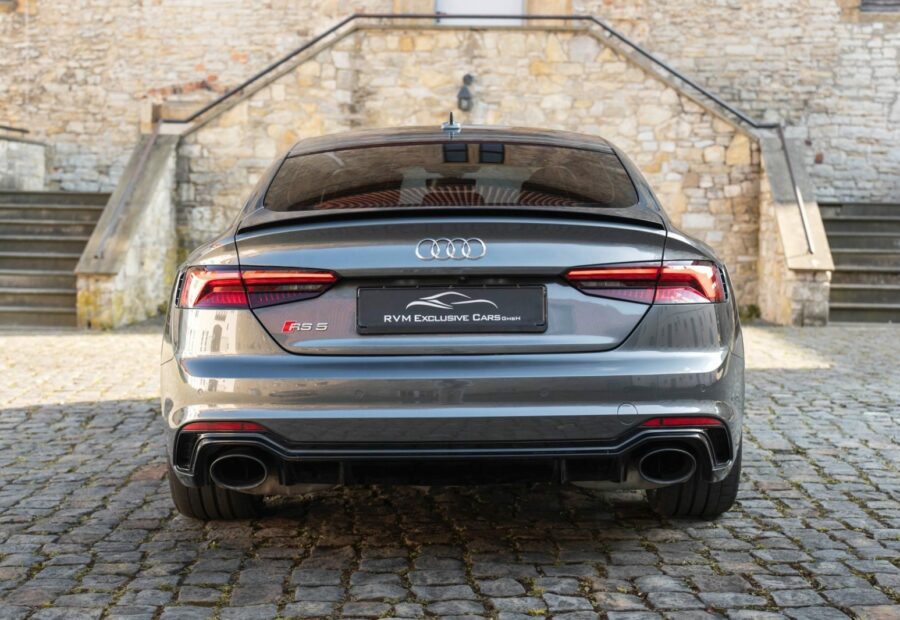 Audi RS5