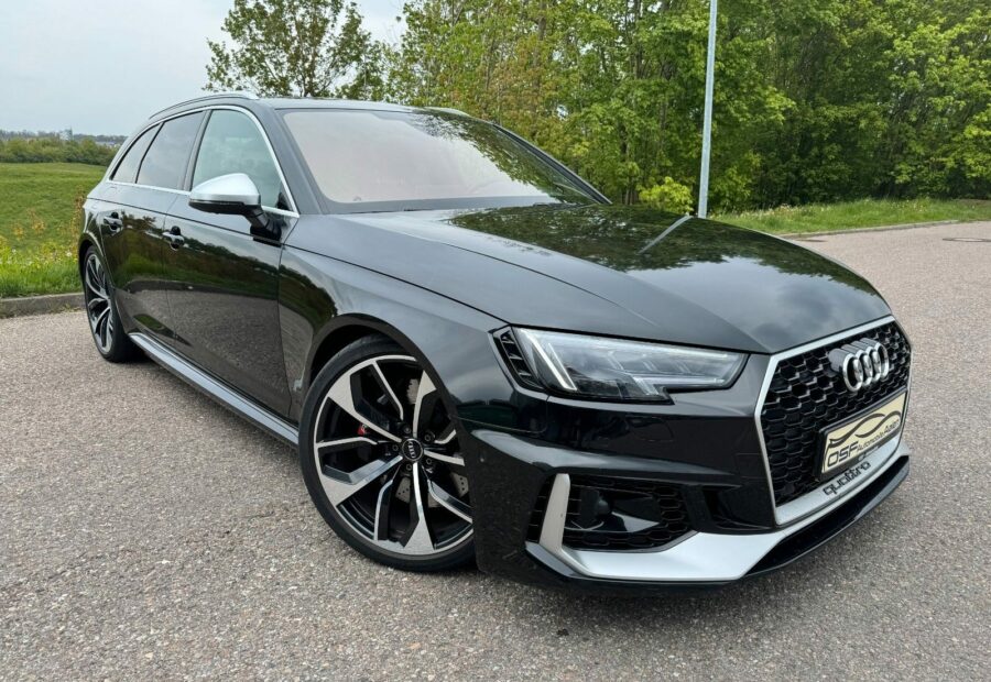 Audi RS4