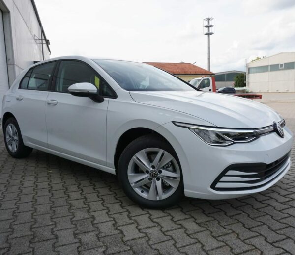 Volkswagen Golf 2024