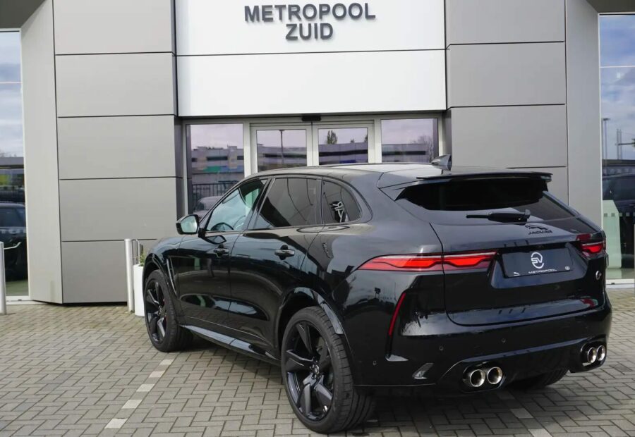 Jaguar F-Pace SVR P550