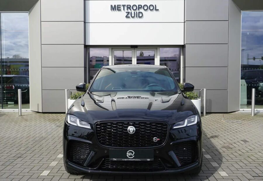 Jaguar F-Pace SVR P550