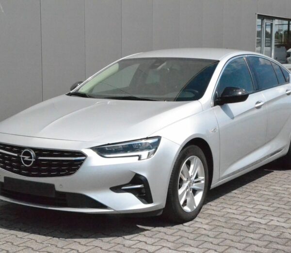 Opel Insignia 2021
